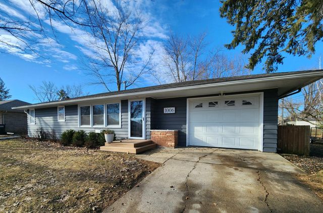 1006 Maplehill Drive, Albert Lea, MN 56007