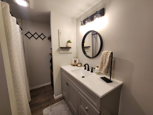 1006 Maplehill Drive, Albert Lea, MN 56007