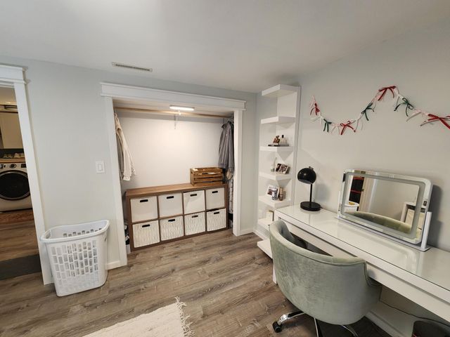 1006 Maplehill Drive, Albert Lea, MN 56007