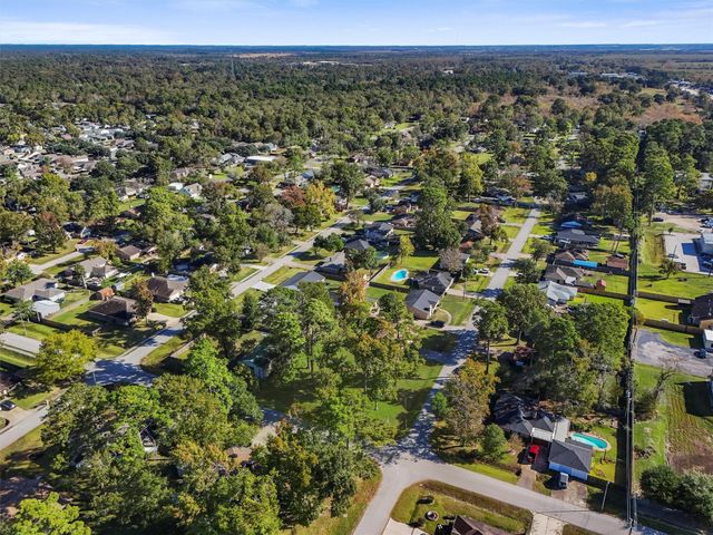 803 Corydon Drive, Huffman, TX 77336