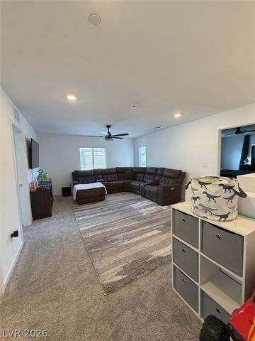 9317 Davis Falls Place, Las Vegas, NV 89143