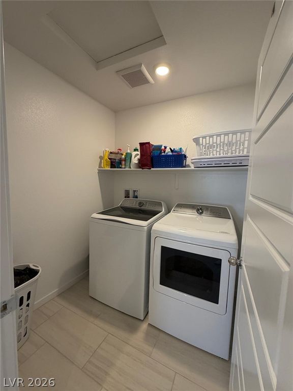 Image 21 of property listing at 9317 Davis Falls Place, Las Vegas, NV 89143