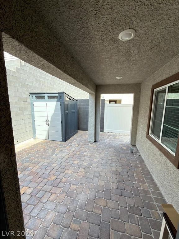 Image 24 of property listing at 9317 Davis Falls Place, Las Vegas, NV 89143