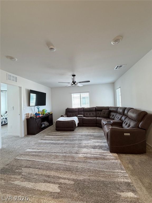 Image 7 of property listing at 9317 Davis Falls Place, Las Vegas, NV 89143