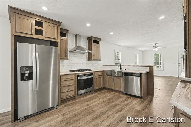 1283 E Ellis Road 7, Norton Shores, MI 49441