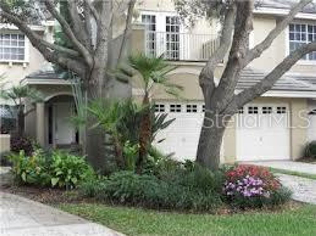 617 SEGOVIA COURT NE, St Petersburg, FL 33703