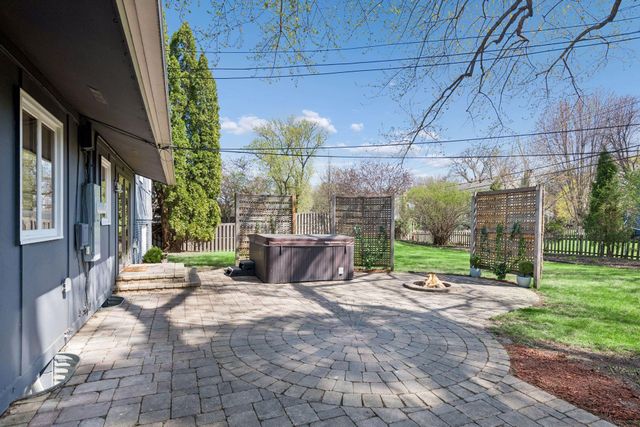 6009 Chapel Drive, Edina, MN 55439