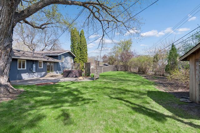 6009 Chapel Drive, Edina, MN 55439