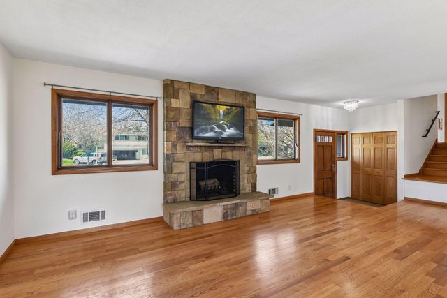 6009 Chapel Drive, Edina, MN 55439