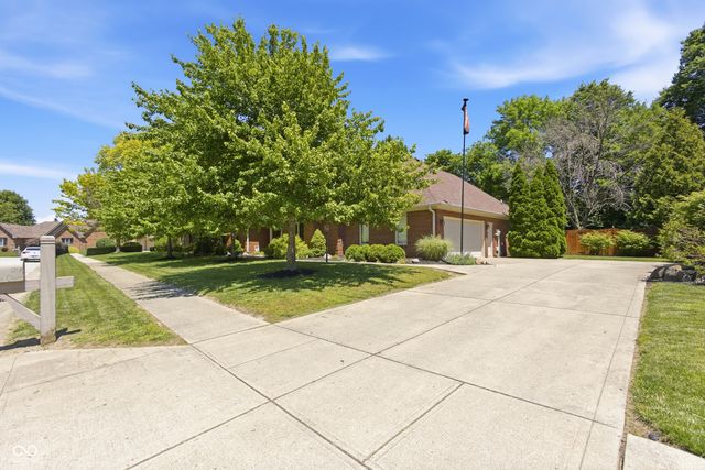 29 Raccoon Court, Brownsburg, IN 46112