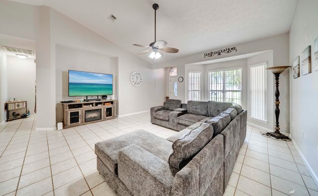 7110 Maxwell Court, Panama City, FL 32404