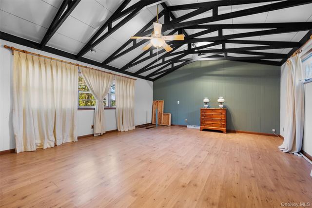 75 Old Minisink Trail, Goshen, NY 10924