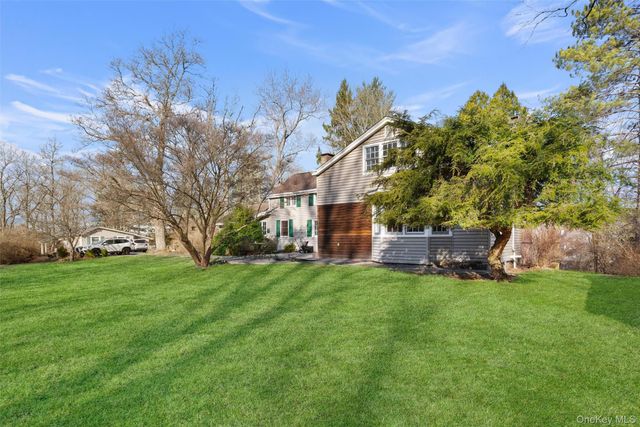 75 Old Minisink Trail, Goshen, NY 10924