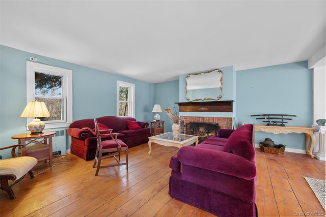 75 Old Minisink Trail, Goshen, NY 10924