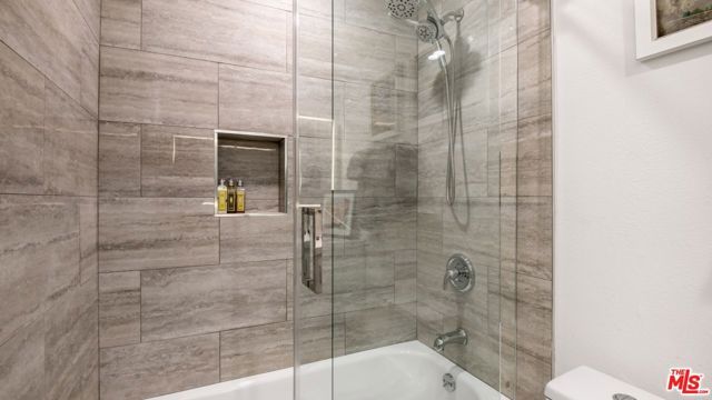 424 N Palm Drive 101, Beverly Hills, CA 90210