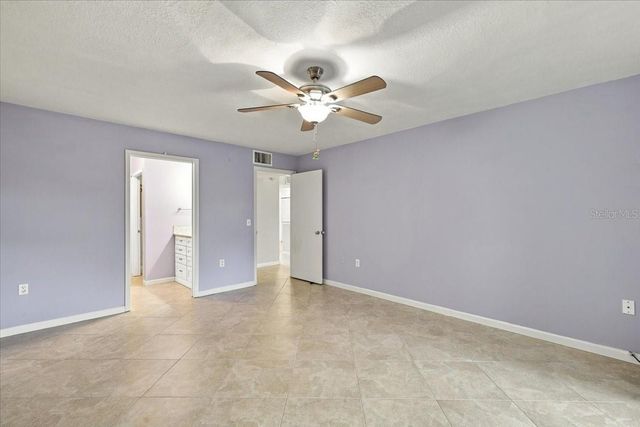 411 PALM TREE DRIVE 411, Bradenton, FL 34210