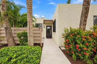 411 PALM TREE DRIVE 411, Bradenton, FL 34210