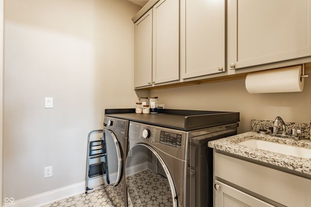 15077 Doyle Court, Westfield, IN 46074