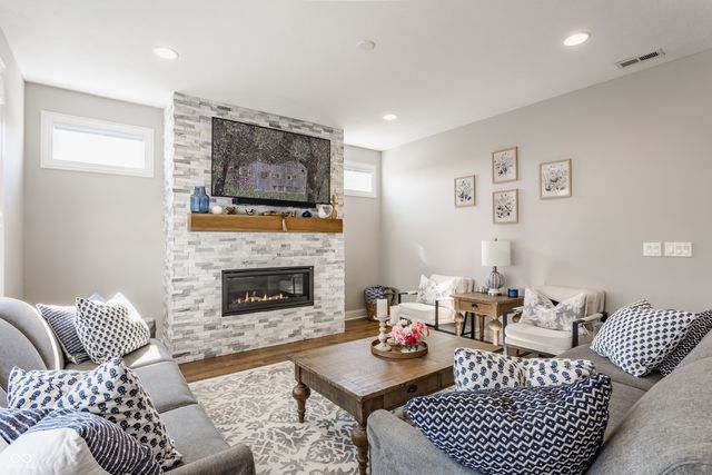 15077 Doyle Court, Westfield, IN 46074