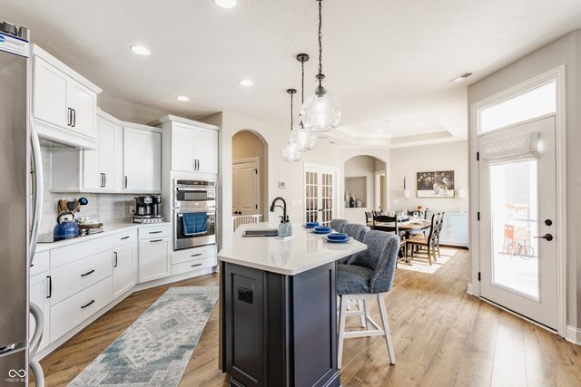 15077 Doyle Court, Westfield, IN 46074