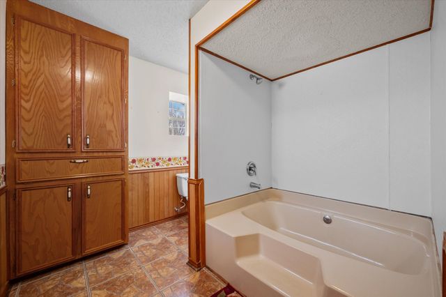 1308 Tamarisk Drive, Mexia, TX 76667