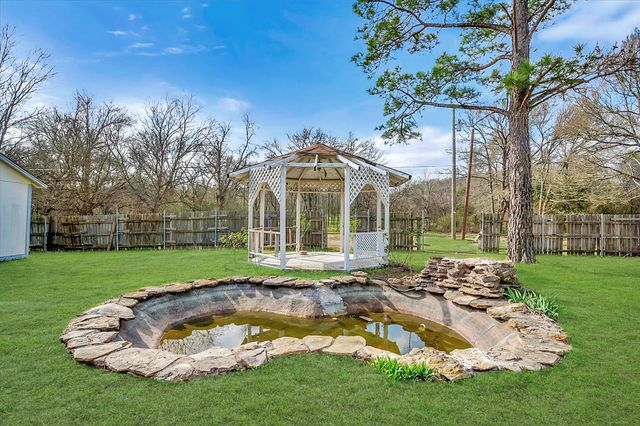 1308 Tamarisk Drive, Mexia, TX 76667