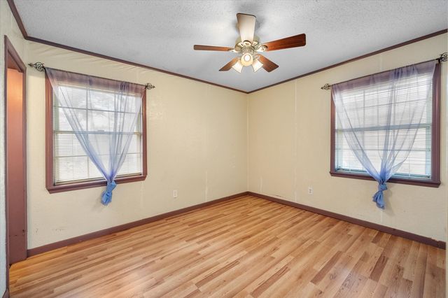 1308 Tamarisk Drive, Mexia, TX 76667