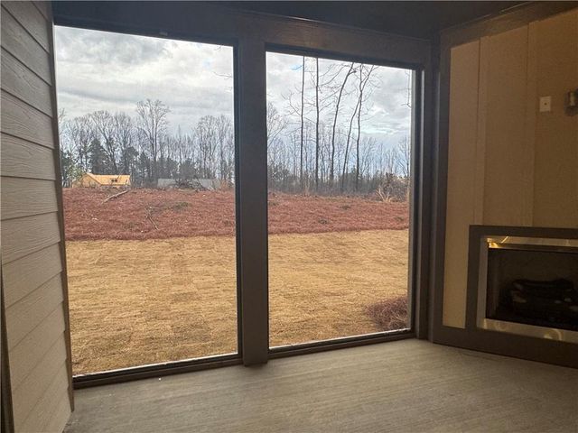 90 Rose Lake Court, Hoschton, GA 30548