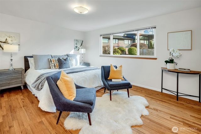 12161 SE 17th Place, Bellevue, WA 98005