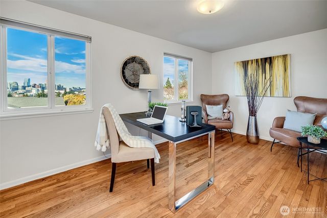 12161 SE 17th Place, Bellevue, WA 98005