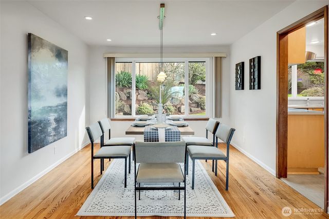 12161 SE 17th Place, Bellevue, WA 98005