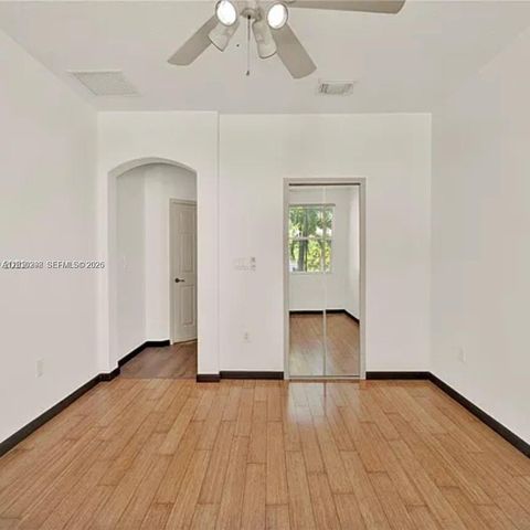 10902 NW 79th St 10902, Doral, FL 33178