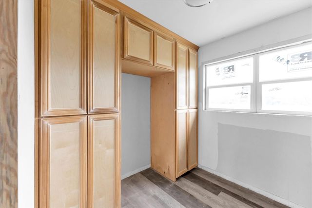 909 Ives Creek Road, Bellville, TX 77418