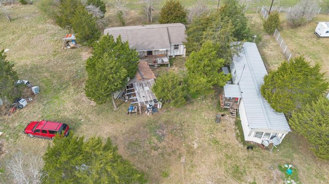909 Ives Creek Road, Bellville, TX 77418