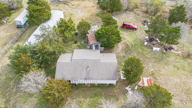 909 Ives Creek Road, Bellville, TX 77418