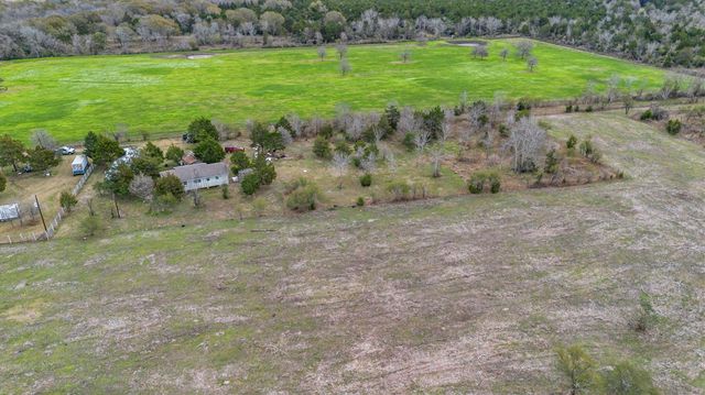 909 Ives Creek Road, Bellville, TX 77418