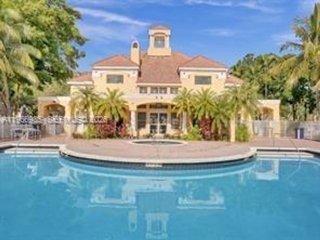 2485 NW 33rd St 1606, Oakland Park, FL 33309