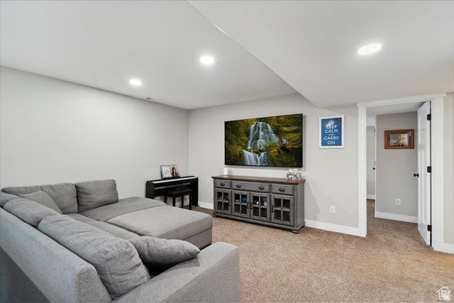 1330 E 850 N, Layton, UT 84041