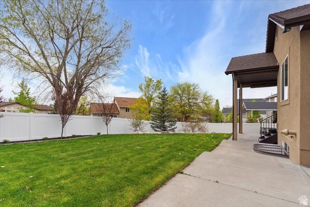 1330 E 850 N, Layton, UT 84041
