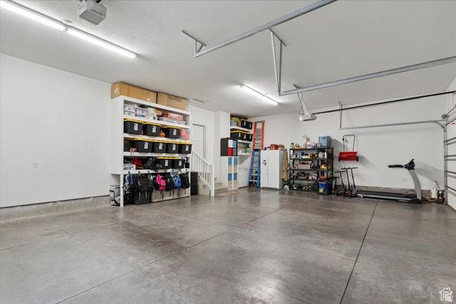 1330 E 850 N, Layton, UT 84041
