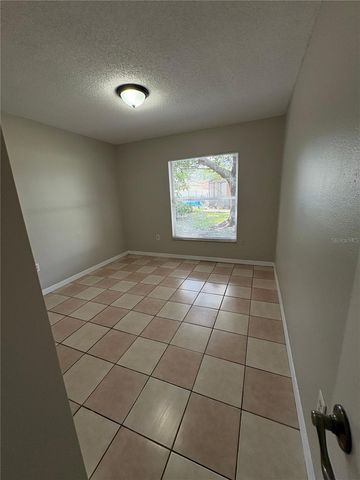 305 COLONADE COURT, Kissimmee, FL 34758