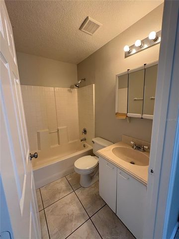 305 COLONADE COURT, Kissimmee, FL 34758