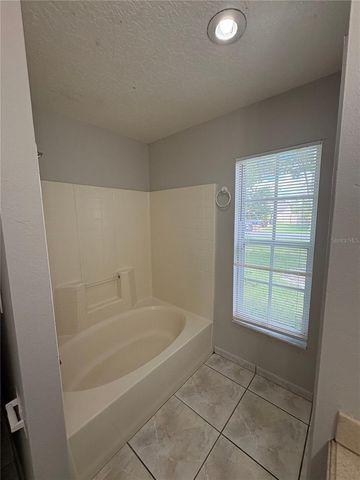 305 COLONADE COURT, Kissimmee, FL 34758