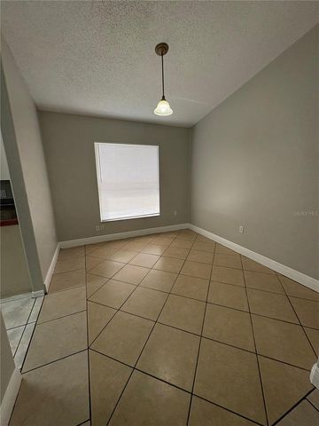 305 COLONADE COURT, Kissimmee, FL 34758