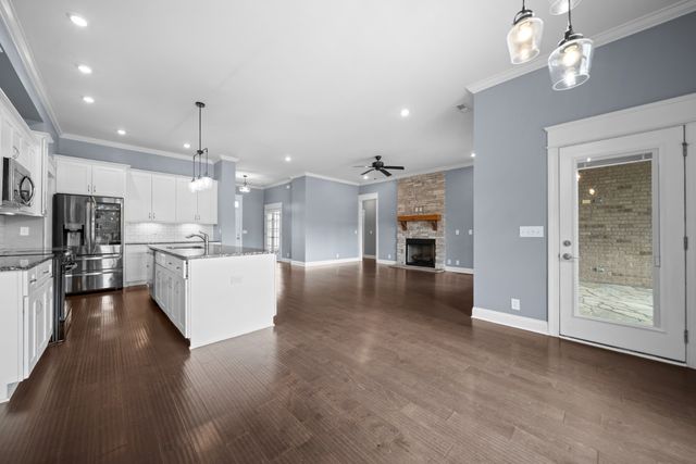 7566 Don Bruce Ct, Christiana, TN 37037