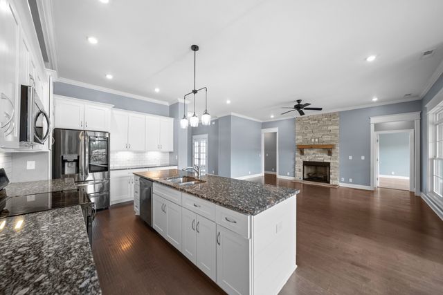 7566 Don Bruce Ct, Christiana, TN 37037