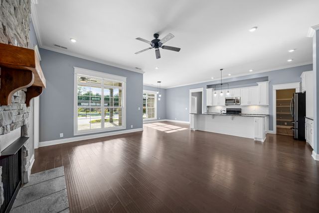 7566 Don Bruce Ct, Christiana, TN 37037