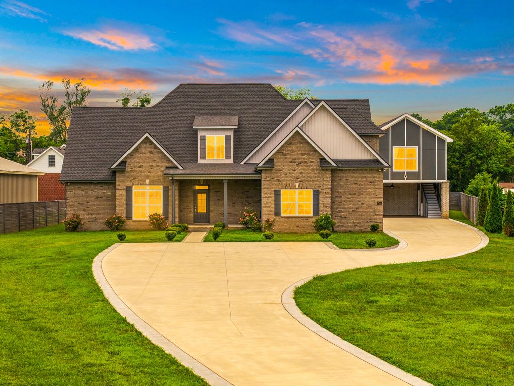 7566 Don Bruce Ct, Christiana, TN 37037