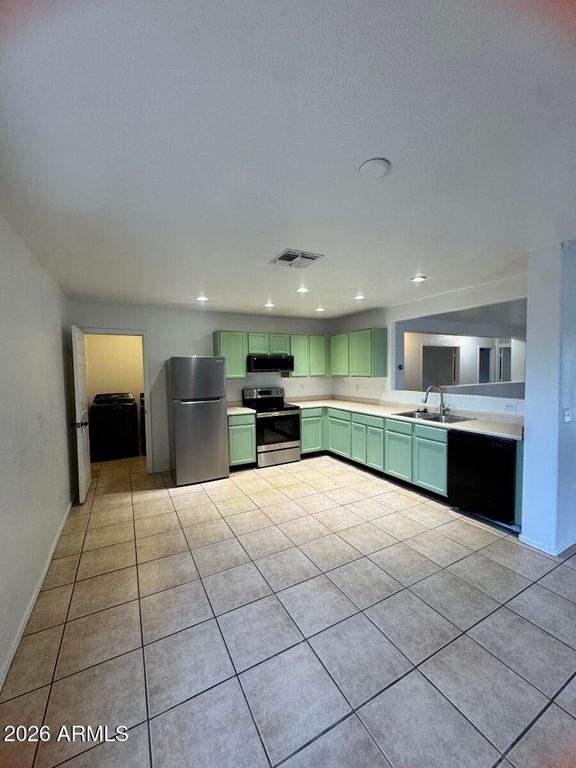 629 W JARDIN Drive, Casa Grande, AZ 85122