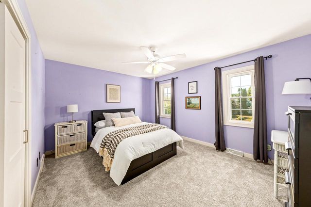 11110 W Woodside DRIVE, Hales Corners, WI 53130